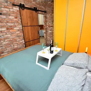 Apartament Blue Bastion Wałowa 23c Z Klimatyzacją I Miejscem Parkingowym W Podziemnym Parkingu, Gdańsk